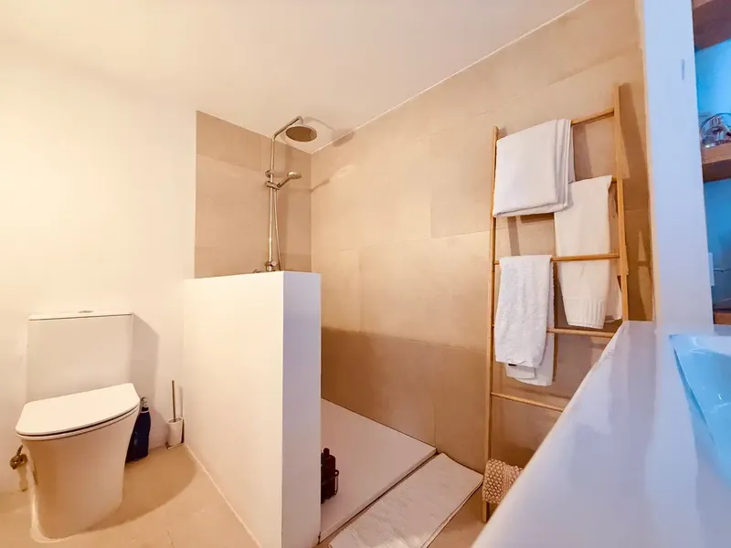 Exceptional opportunity in the historic center of Artà to acquire two adjoining penthouses and join them to create a home — photo 9