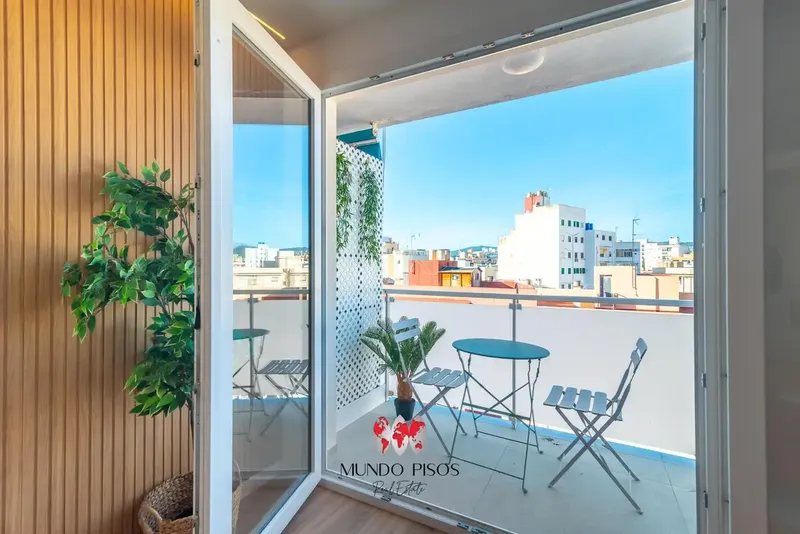 Sixth floor with elevator recently renovated, 3 bedrooms and 2 bathrooms, ideal for families in Son Oliva area, Palma de Mallorca, Balearic Islands — photo 5