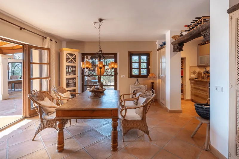 Country house with pool in Santanyi — photo 6