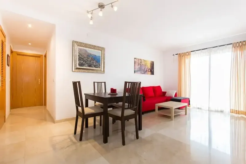 Discover the opportunity to live in this charming flat in Andratx, perfect for those seeking comfort and views — photo 4