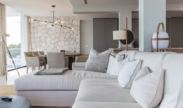 Nice spacious renovated apartment with panoramic sea views in Illetas — photo 10