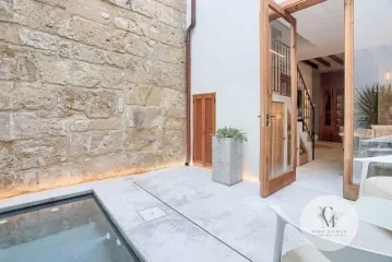 Townhouse with Indoor Pool and Contemporary Design in the Heart of Pollença — photo 3