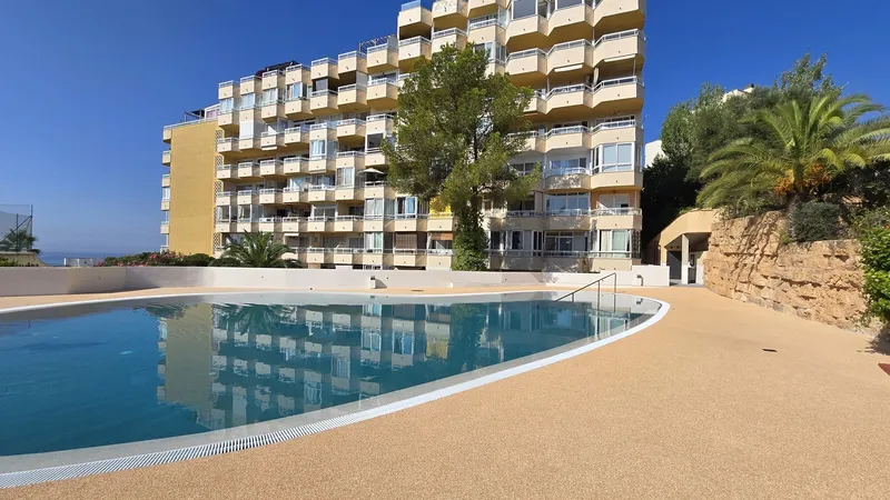 AL-JHRE056 – Fantastic renovated 1-bedroom apartment with terrace and stunning sea views — photo 3