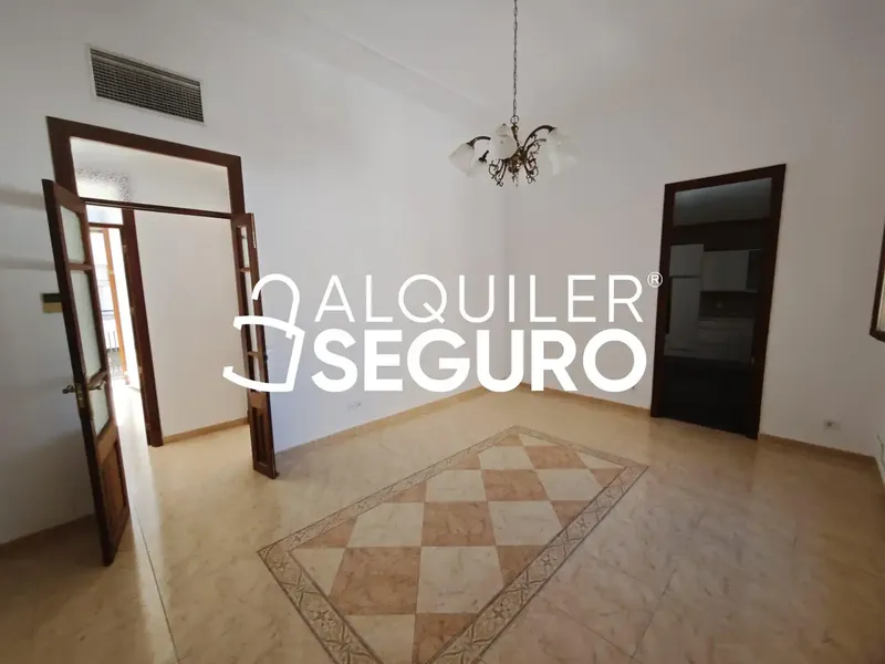 Fully renovated penthouse with a private 100 m² terrace — photo 5