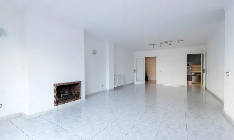 Apartment in Alfons el Magnànim — photo 4