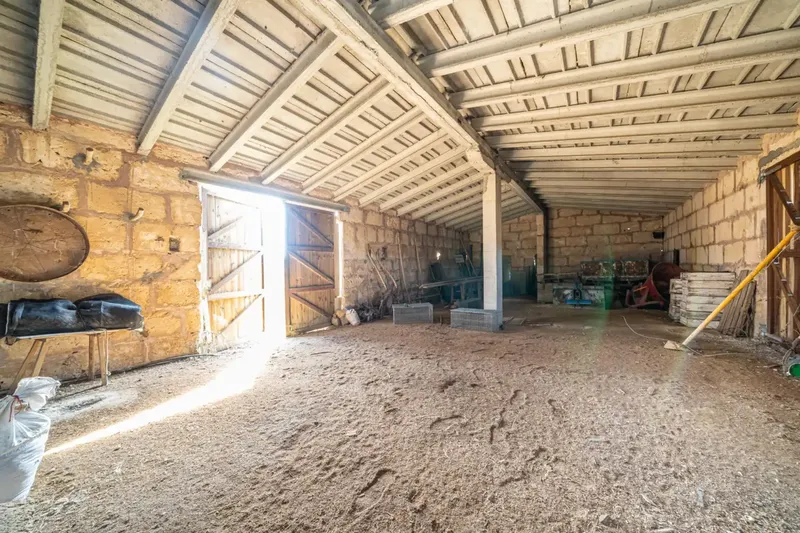 Reference: 04SB393 — photo 8