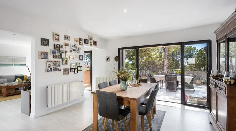 Renovated Mediterranean villa with pool and partial sea views for sale in Santa Ponsa — photo 5