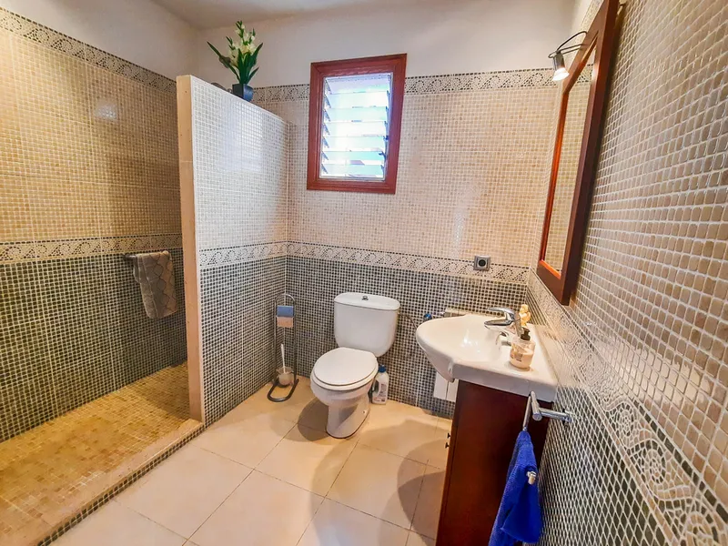 Ref. 2395T – Andratx – Town house in very good condition located in a quiet residential area — photo 11