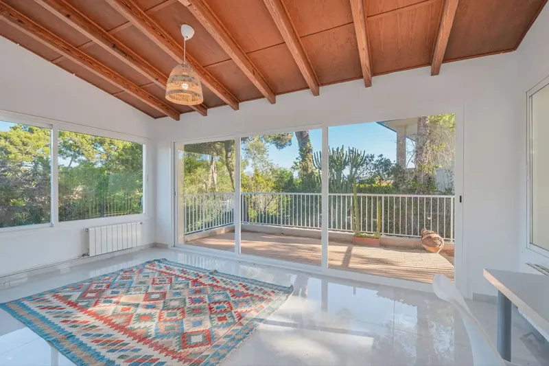 Exclusive chalet for sale in a sought-after area of Santa Ponsa, just a few minutes' walk from the beach. — photo 8