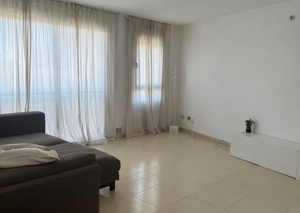 Flat / apartment in Calle de Manacor, 142, Nou Llevant, Palma de Mallorca — photo 1