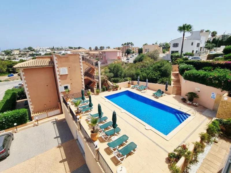 3-room Penthouse in Cala Mandia — photo 12