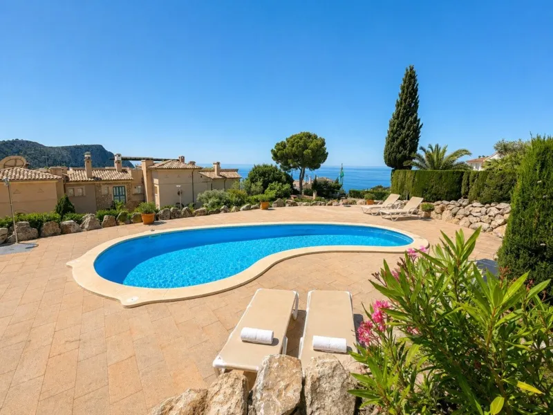 Exclusive apartment in Cala Llamp with stunning terrace and sea view - Port d'Andratx - 2 bedrooms, 100 m² — photo 1