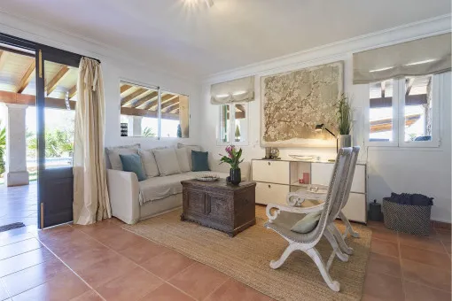 Campos, romantic natural stone finca with pool and holiday rental license between Santanyi and Campos — photo 12