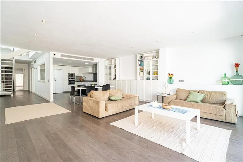A very bright house with a pool in the heart of Esporles, overlooking the Tramuntana Mountains — photo 8