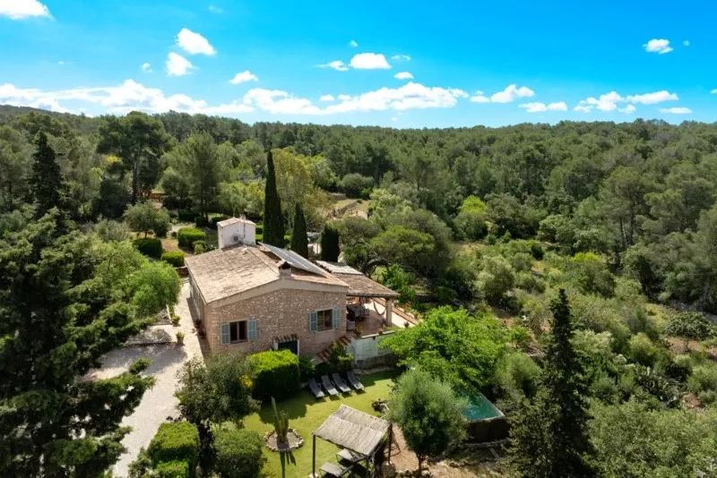 Self-sufficient finca with guest houses and large natural land in Santa Maria — photo 1