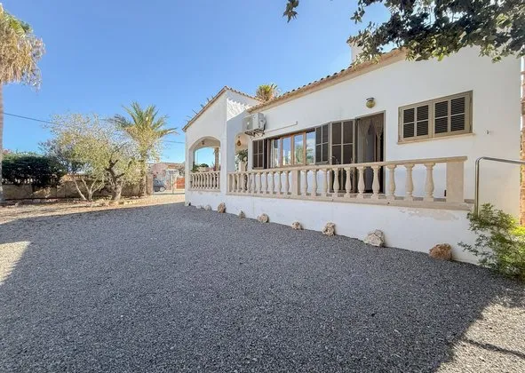 Detached house in Cala Llombards, Santanyí — photo 1
