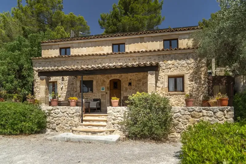 Exceptional property for sale in Pollensa offers a unique opportunity to acquire a spectacular estate with impressive views — photo 2