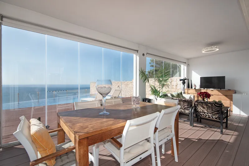 Fabulous villa overlooking the sea, urbanization Puig de Rós, Mallorca. — photo 12
