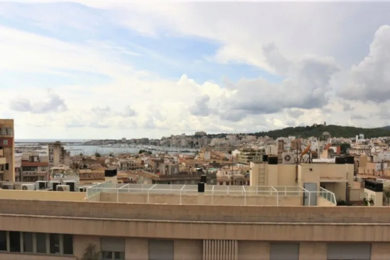 21088V - Fabuloso Tríplex con Vistas en el Centro de Palma — photo 1