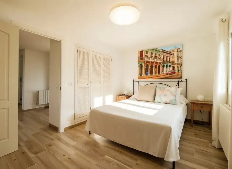 This lovingly renovated house with two separate residential units is located above the beautiful bay of Cala Santanyí — photo 12