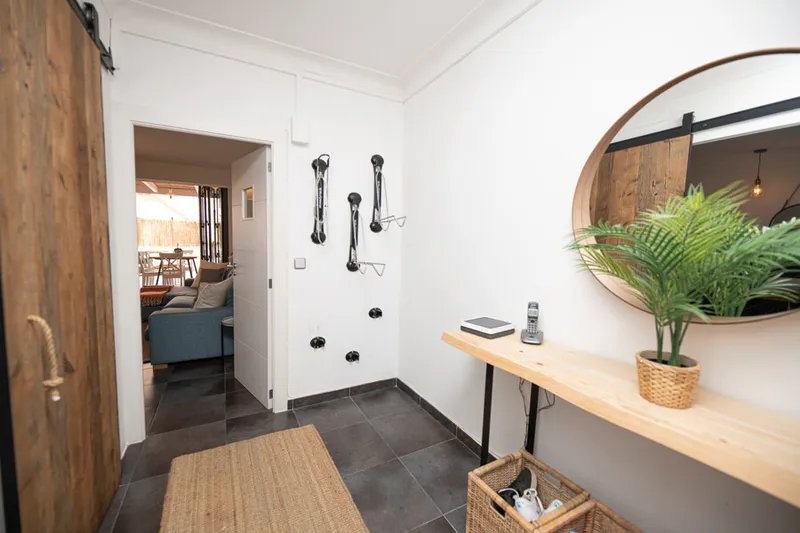 Lovely Three Bedroom Apartment with Large Terrace near Plaza Mercat - Temporary or Long Term Contract — photo 7