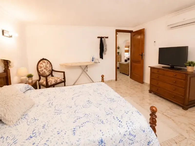 Independent Estate with Over 1,000 m² Plot 10 Minutes from Palma - Privacy, Space and Great Potential — photo 8
