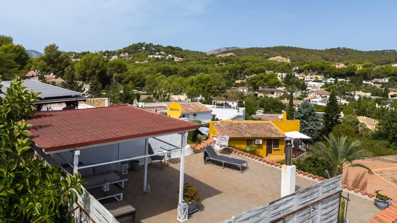 In a pure tranquility area, in the desired Costa de la Calma, this house offers the perfect balance between spaciousness, natural light and — photo 5