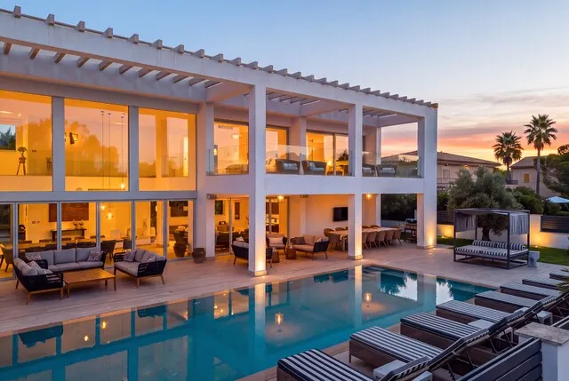 Stunning contemporary villa near the beach for sale in Llenaire, North Mallorca — photo 1
