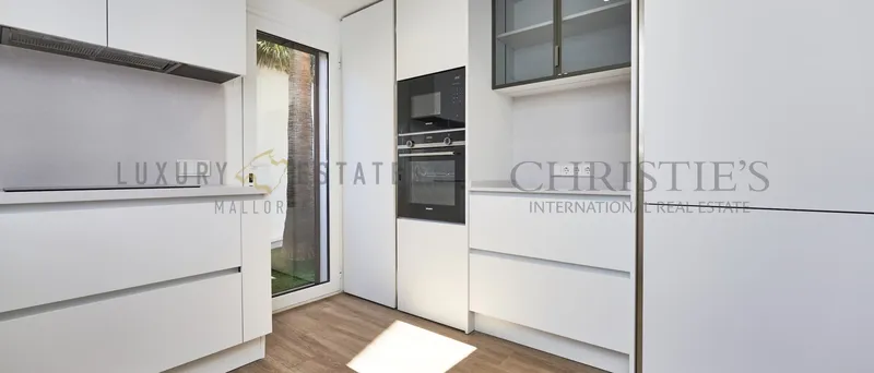 Modern terraced house in Nova Santa Ponsa with private pool and views of the golf course — photo 7