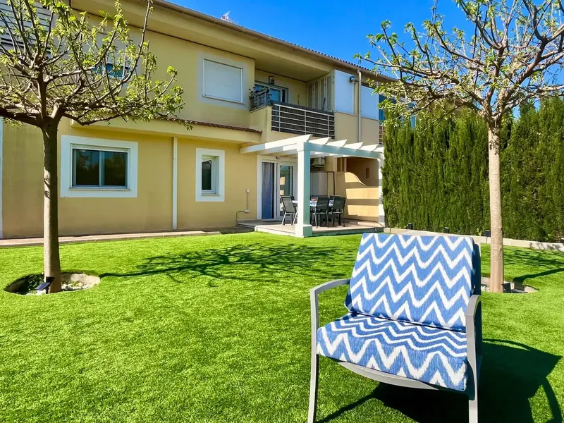 Apartamento con piscina en alquiler en Calle Pins 1 — photo 3