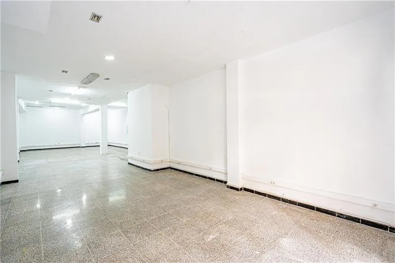 Commercial premises in Plaza Barcelona — photo 1