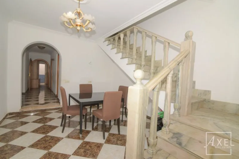 House in Felanitx centrally located with many possibilities — photo 1