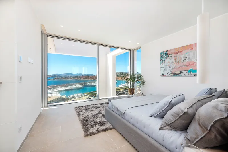 Luxurious new-build villa with sea and harbour views — photo 8