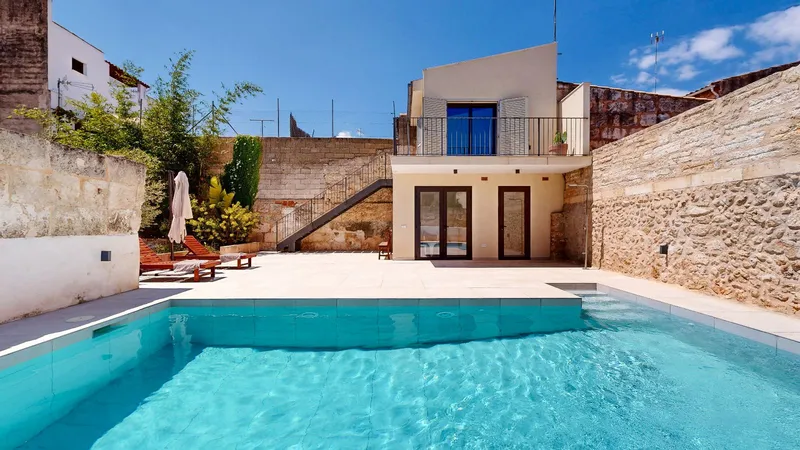 Reformed house with pool and garden in Sa Pobla — photo 1