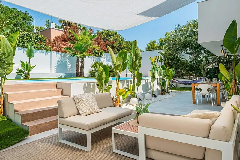 Modern Palmanova Villa with Pool, Tropical Garden & Big Outdoor Living — photo 1