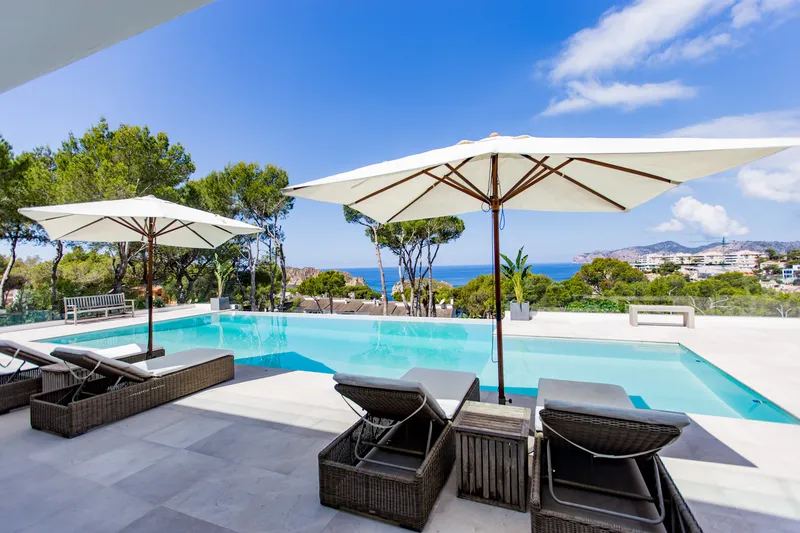 Espectacular villa moderna con vistas al mar y pista de tenis en Santa Ponsa — photo 3