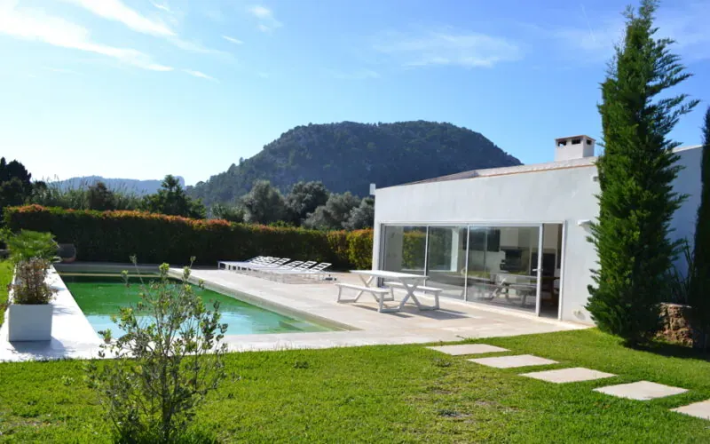 Contemporary finca with pool and expansive gardens near Pollensa – PM07396 — photo 2