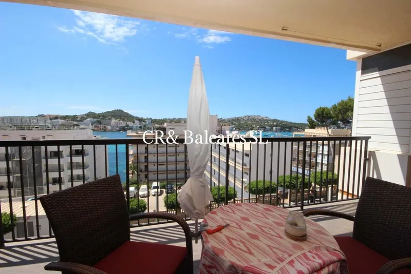 Fabulous apartment with sea views — photo 1