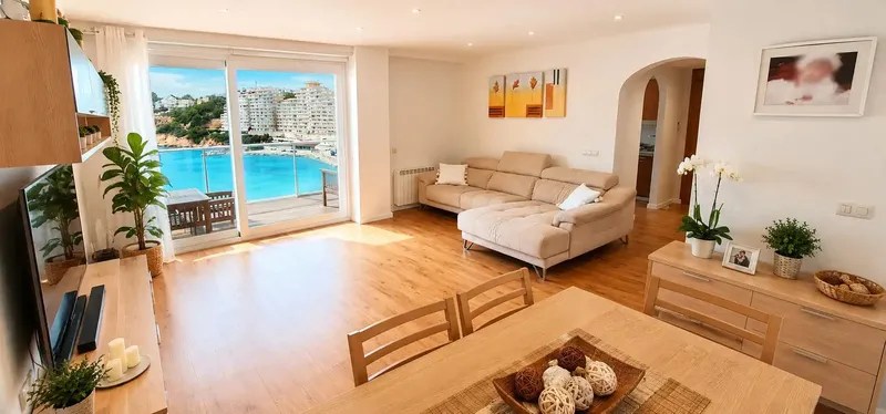 Exclusive apartment on the first line of the sea, located in one of the most prestigious and sought-after buildings in El Toro, with private access — photo 6