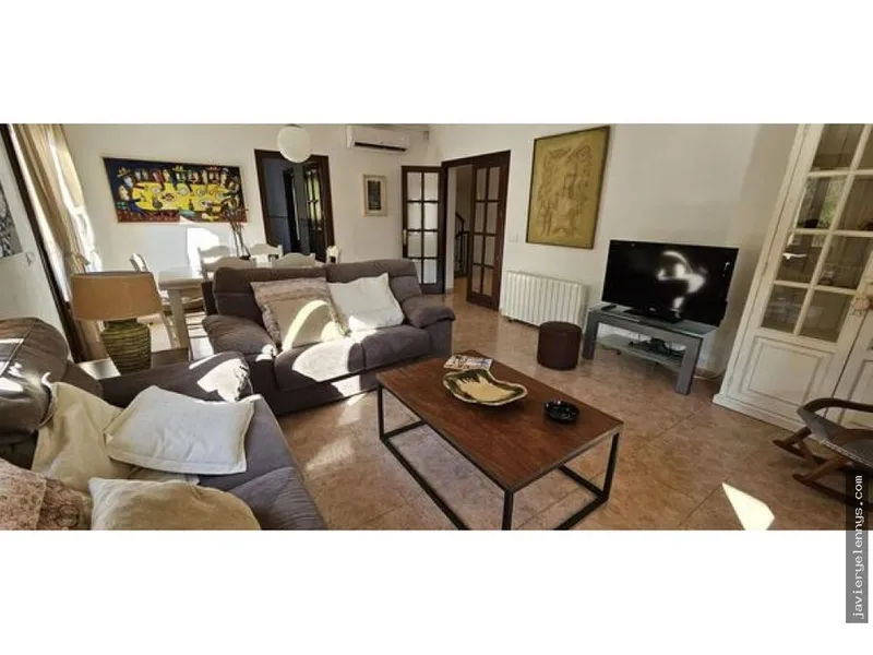 Rental of independent house or villa on Calle de Cala Murta — photo 5
