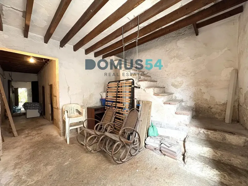 Imagine a property with unlimited space. Located in Muro, this house to be fully renovated presents itself as the opportunity — photo 2
