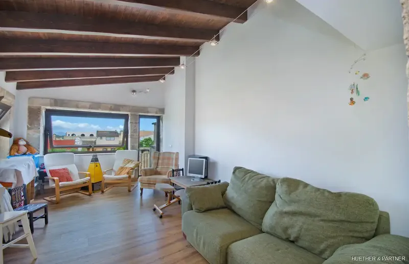 This approximately 300-year-old village house was completely renovated in 2004. — photo 2