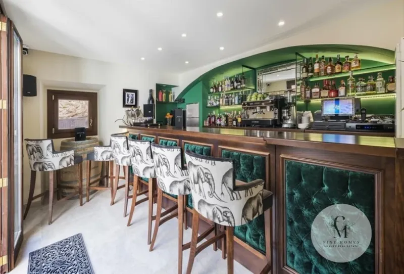 Reformed Manor House with Large Patio, Bar and Cinema for Sale in the Heart of Pollensa — photo 1