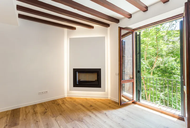 Duplex apartment in a stately building in Palma — photo 10