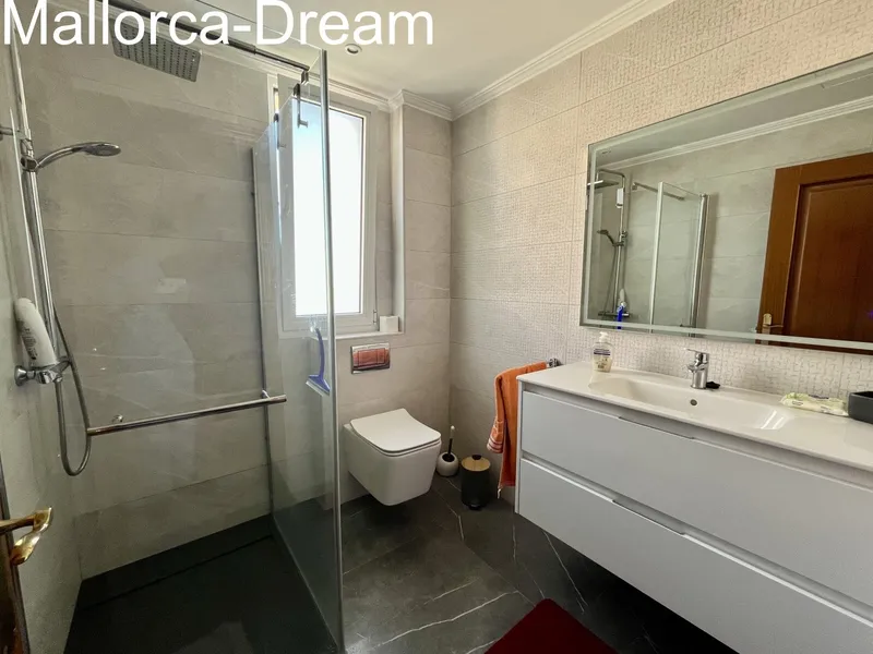 Sa Coma: Exclusive Penthouse with Stunning Panoramic Views and Spacious Sun Terrace — photo 10