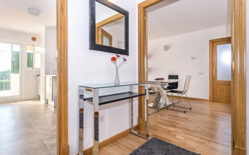 Nice apartment with large terrace, parking space and lift — photo 10