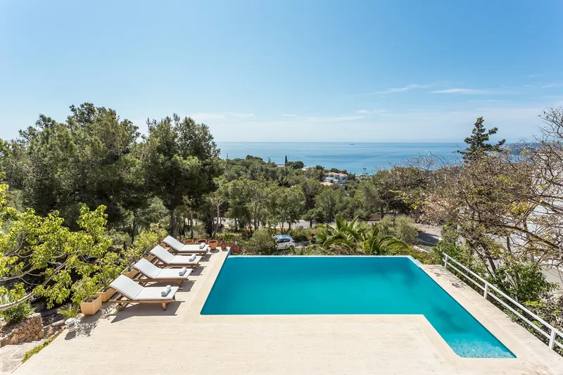 Seasonal rental house, until June, in Costa d'en Blanes. — photo 1