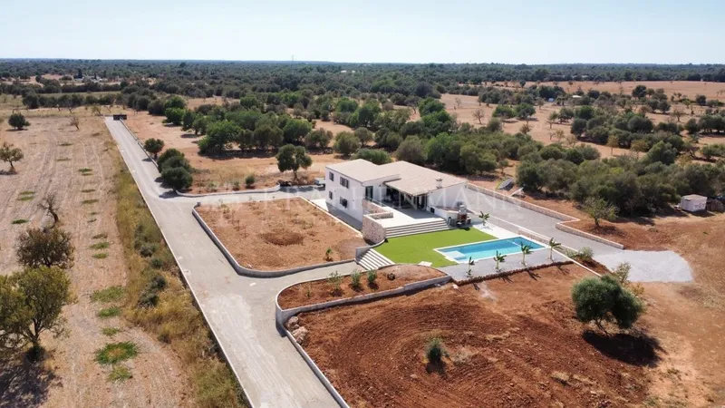 Impressive newly built Country House in Campos — photo 3