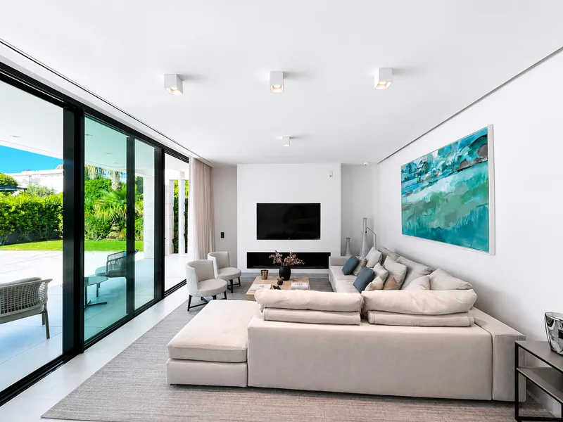 Exceptional new villa with sea views in Puig de Ros More — photo 9