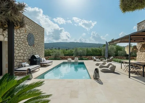 Terraced house in Santa Eugenia — photo 1